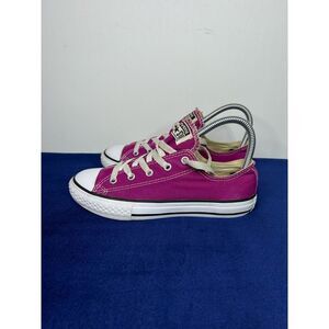 Converse All Star Magenta Oxford. Youth Size 3